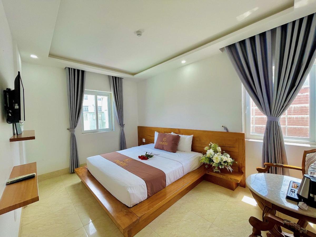 La Castle Hotell Vung Tau Exteriör bild